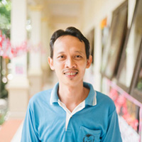 Putu Wika Putra, S.S. (Pak Wika)